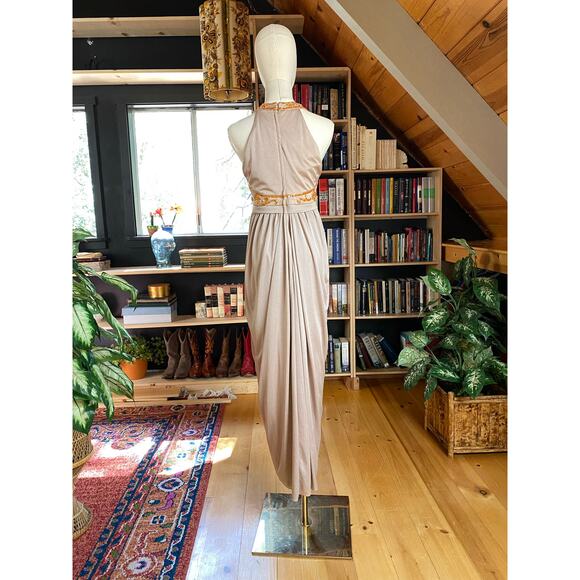 Vintage Gown - Picture 3 of 9